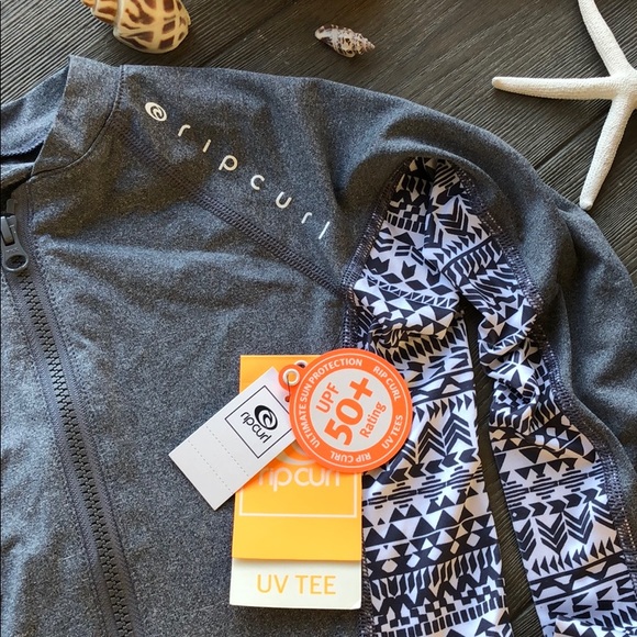 🌴🌼RIP CURL- RASH GUARD🌼🌴 - Picture 5 of 7